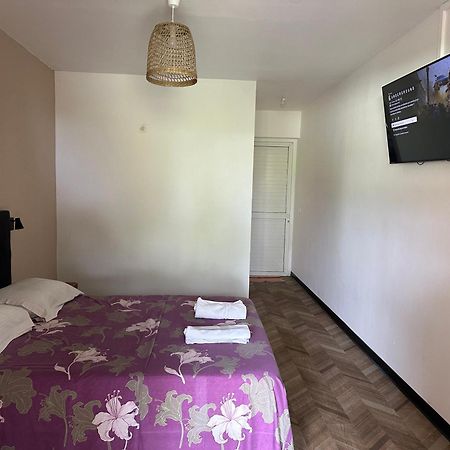 Gite-Hotel La Caz Des Orangers Le Bois de Nefles  외부 사진